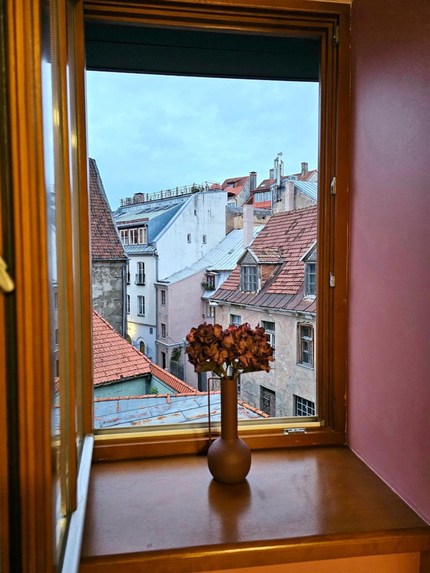 Silversmith'S Residence In Old Riga Exterior photo
